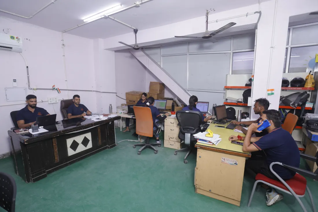 Maxvolt Energy team members